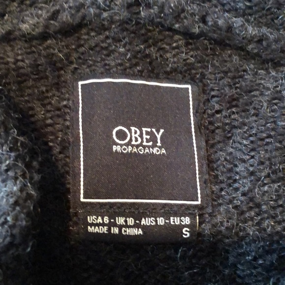 OBEY Shrug Sweater Size Small - Picture 2 of 10